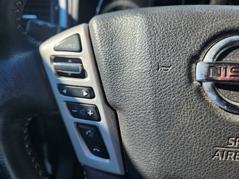 Used 2016 Nissan Titan PRO-4X image 22
