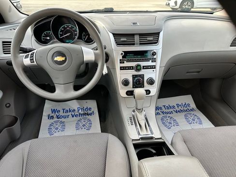 Used 2012 Chevrolet Malibu LS image 12