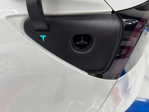 Used 2021 Tesla Model 3 Performance AWD/4WD image 11
