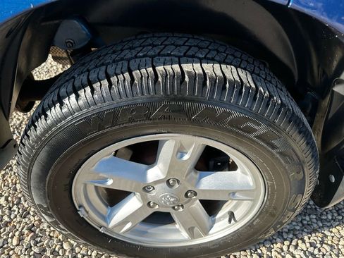 Used 2010 Dodge Nitro SXT image 44