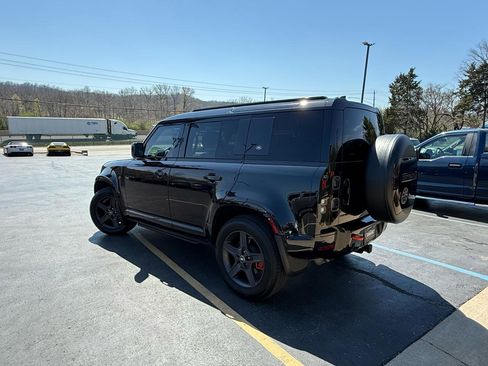 Used 2023 Land Rover Defender 110 X image 6
