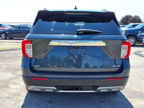 Used 2022 Ford Explorer XLT w/ Equipment Group 202A AWD/4WD image 5
