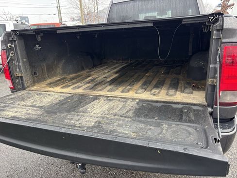 Used 2016 RAM 1500 Express image 5