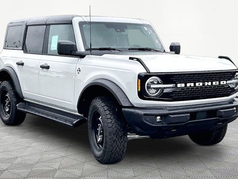 New 2026 Ford Bronco Outer Banks AWD/4WD image 1