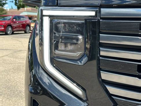 Used 2025 GMC Sierra 1500 AT4 w/ Technology Package AWD/4WD image 45