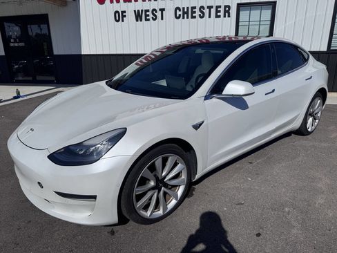 Used 2020 Tesla Model 3 Long Range AWD/4WD image 3