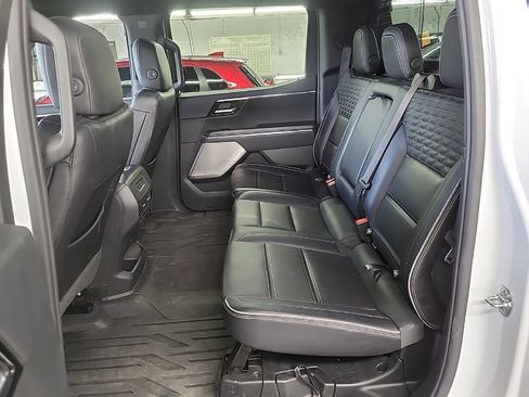 Used 2025 GMC Sierra EV Denali AWD/4WD image 3