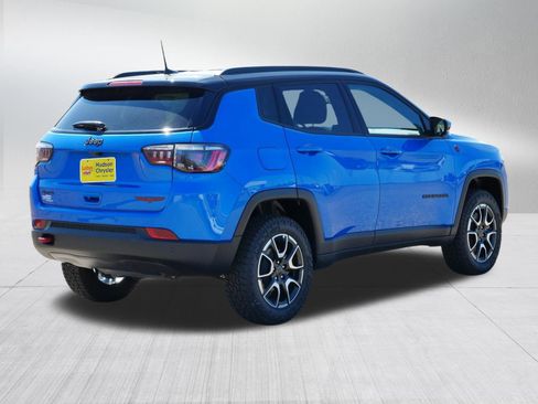 New 2026 Jeep Compass Trailhawk AWD/4WD image 2
