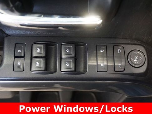 Used 2015 Chevrolet Silverado 1500 LT w/ LT Convenience Package AWD/4WD image 5