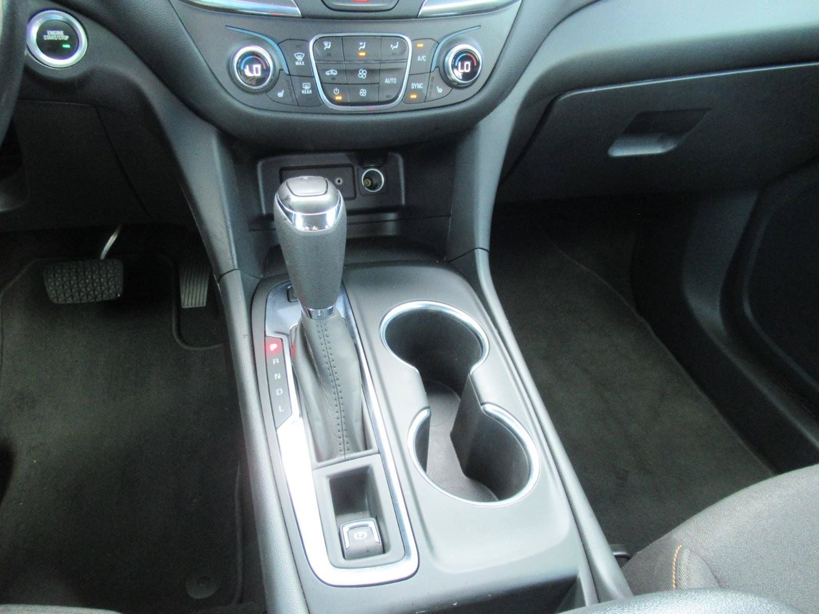 Used 2021 Chevrolet Equinox LT AWD/4WD image 27