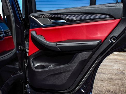 Used 2023 BMW X4 M40i w/ Premium Package image 12