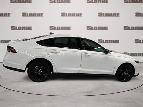 New 2025 Honda Accord SE image 6