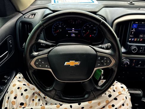 Used 2021 Chevrolet Colorado Z71 RWD image 14