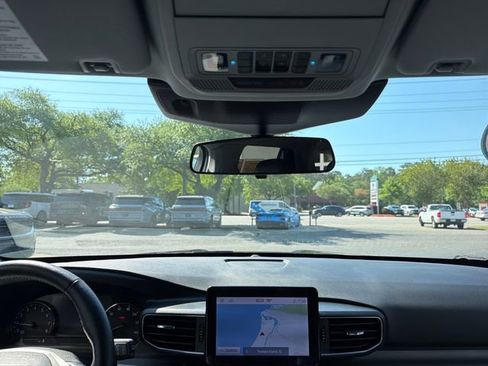 Used 2023 Ford Explorer XLT w/ Equipment Group 202A image 21