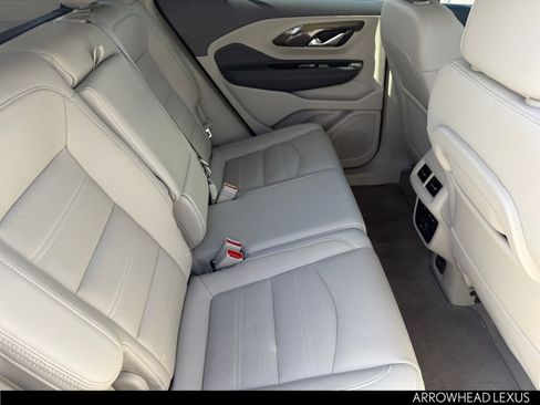 Used 2023 GMC Terrain Denali w/ Denali Premium Package image 30