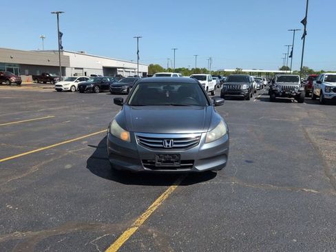 Used 2011 Honda Accord SE image 2