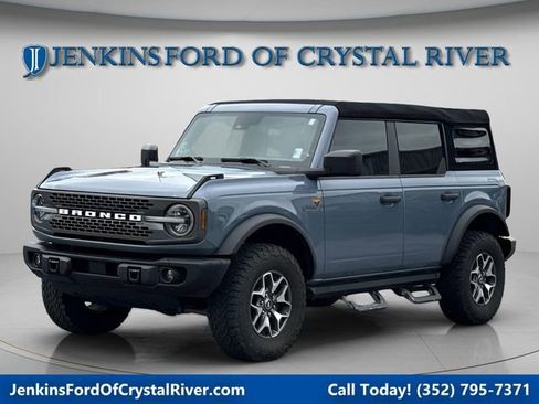 Certified 2023 Ford Bronco Badlands image 1