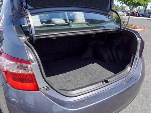 Certified 2019 Toyota Corolla LE w/ Carpet Mat Package (TMS) FWD image 23