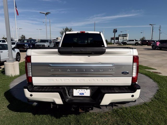 Used 2019 Ford F450 Platinum w/ Platinum Ultimate Package AWD/4WD image 6