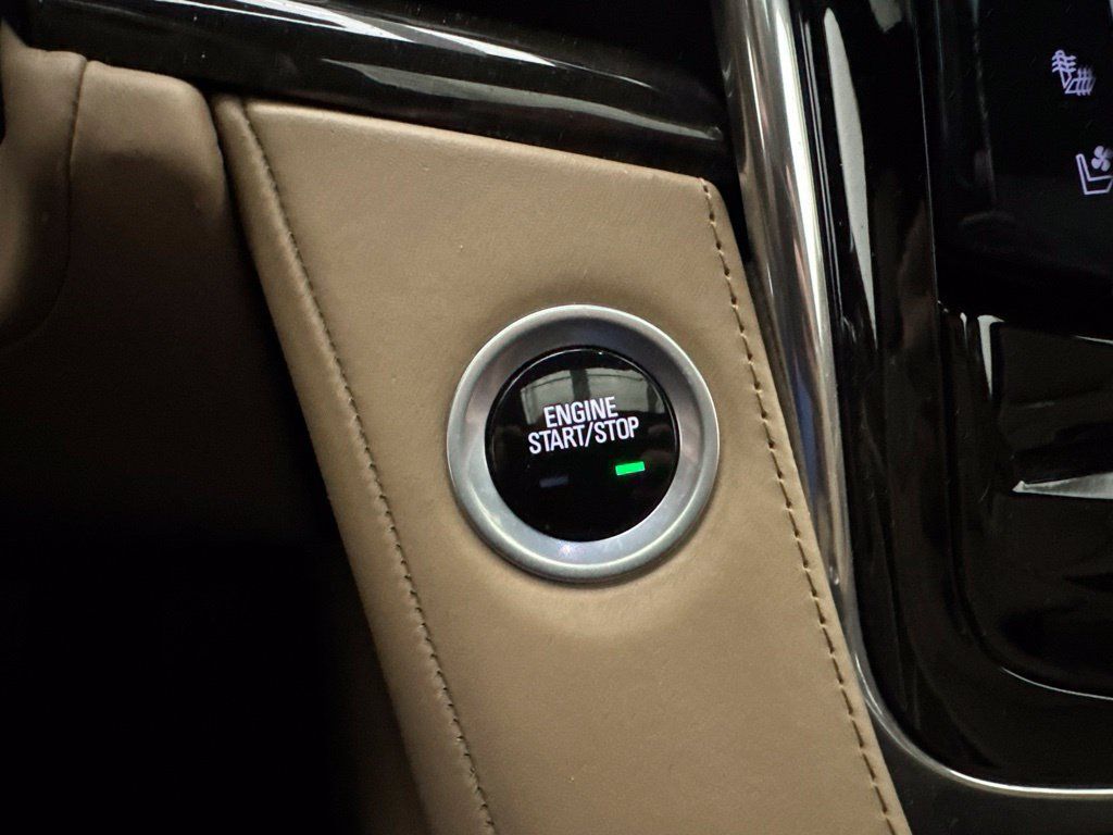 Used 2018 Cadillac Escalade ESV Platinum AWD/4WD image 49