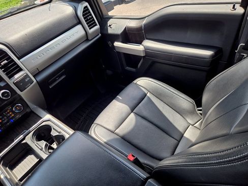 Used 2021 Ford F250 Lariat w/ Lariat Value Package AWD/4WD image 15