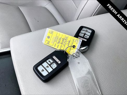 Used 2020 Honda Accord Touring image 34