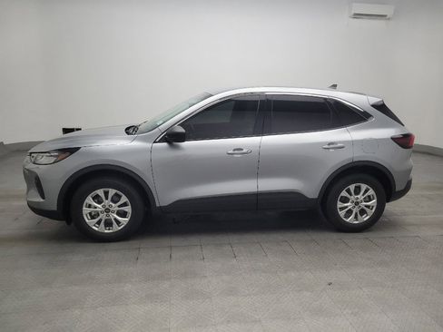 Used 2023 Ford Escape Active AWD/4WD image 2