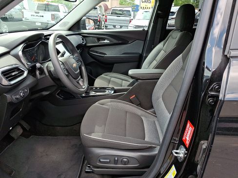 Certified 2023 Chevrolet TrailBlazer LT w/ Convenience Package AWD/4WD image 15