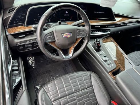 Certified 2023 Cadillac Escalade Premium Luxury Platinum image 23