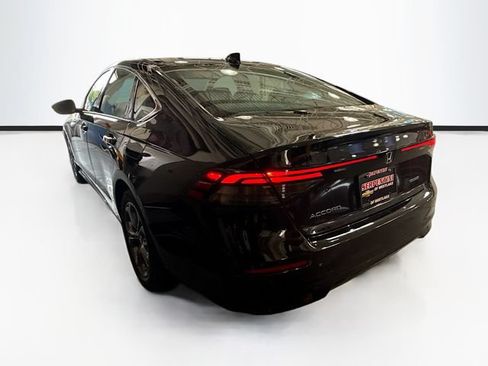 Used 2025 Honda Accord EX-L image 8