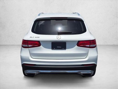 Used 2019 Mercedes-Benz GLC 300 image 6