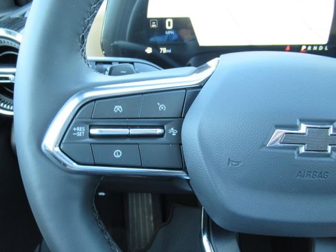 New 2026 Chevrolet Equinox ACTIV w/ Convenience Package III FWD image 22