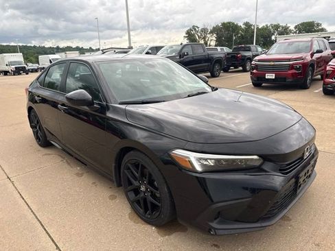 Used 2024 Honda Civic Sport image 1