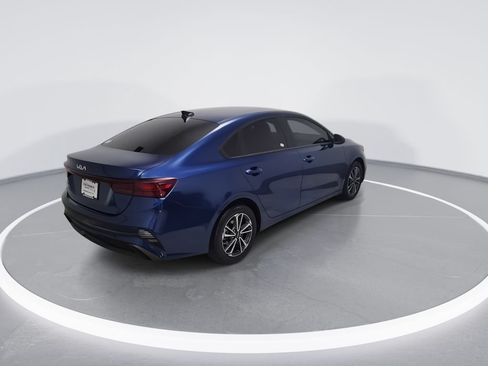 Certified 2024 Kia Forte LXS FWD image 9