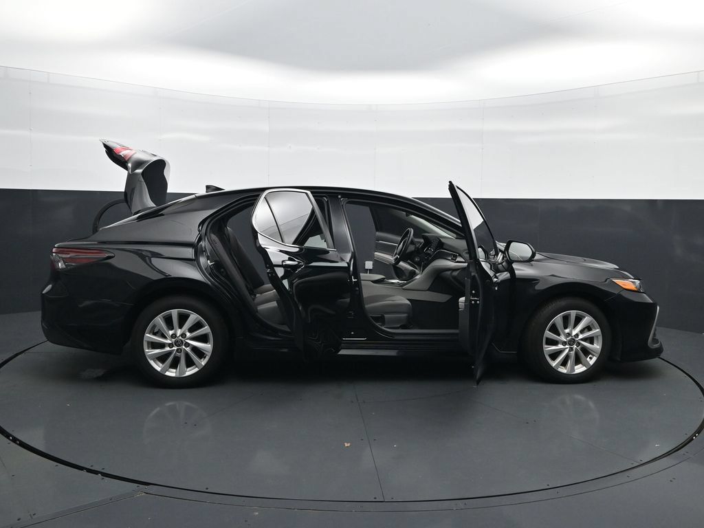 Used 2024 Toyota Camry LE FWD image 45