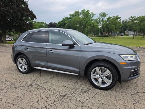 Used 2018 Audi Q5 2.0T Premium Plus AWD/4WD image 3