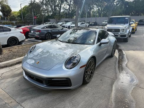 Used 2020 Porsche 911 Carrera 4S image 1