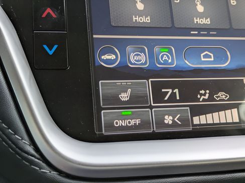 Used 2025 Subaru Outback Premium AWD/4WD image 21