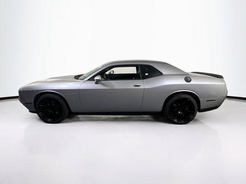 Used 2016 Dodge Challenger SXT w/ Super Sport Group (SS/T) image 8