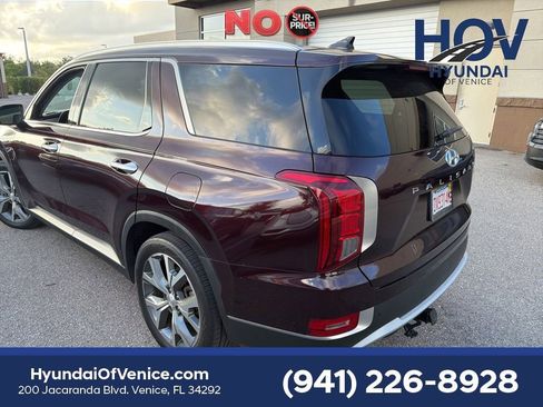 Used 2021 Hyundai Palisade SEL w/ Premium Package AWD/4WD image 5