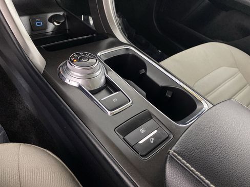 Used 2018 Ford Fusion S FWD image 28