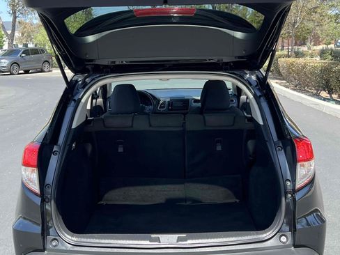 Used 2019 Honda HR-V EX image 67