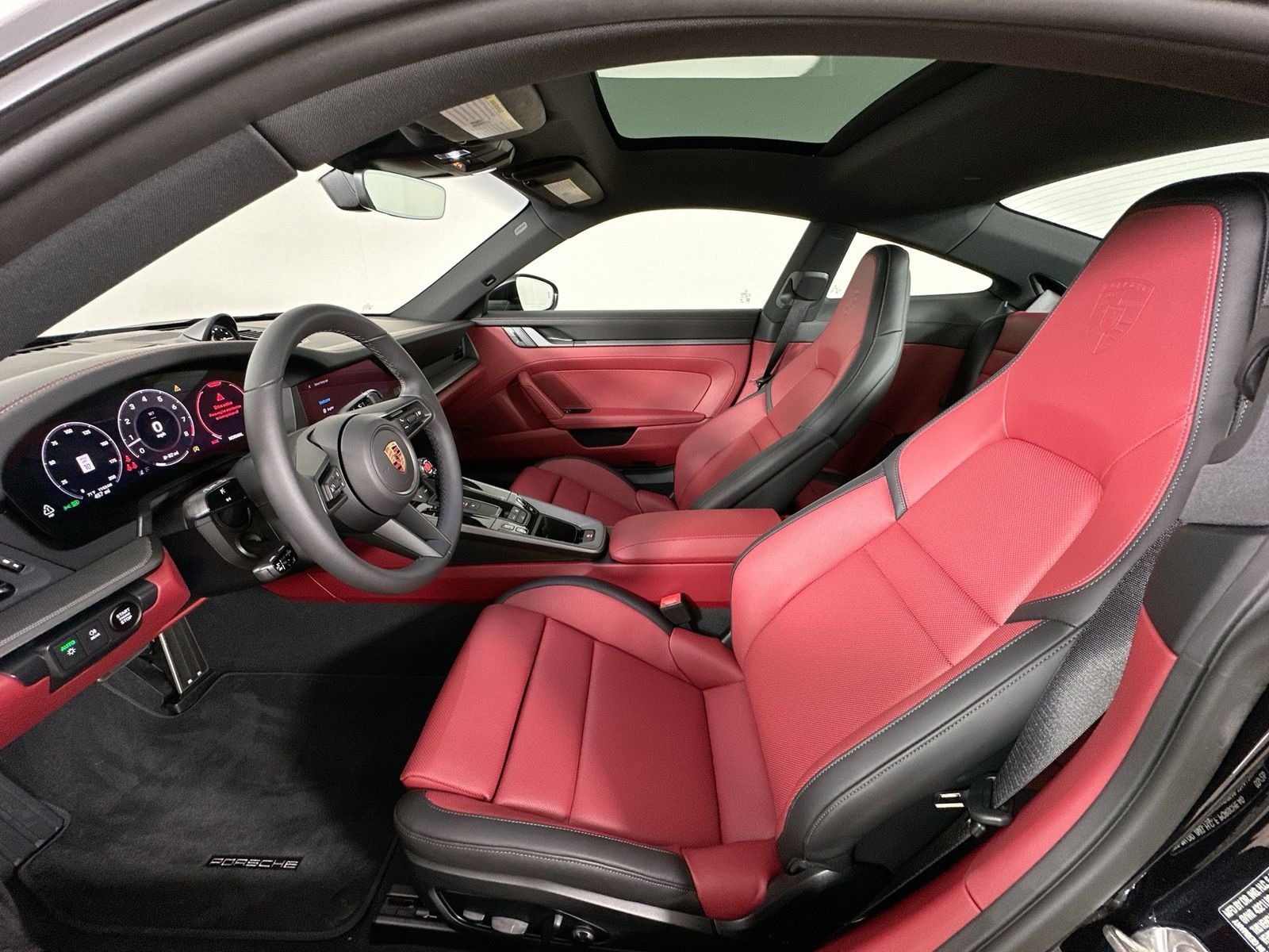 Used 2026 Porsche 911 Carrera RWD image 33