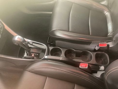 Used 2020 Chevrolet Trax Premier image 9