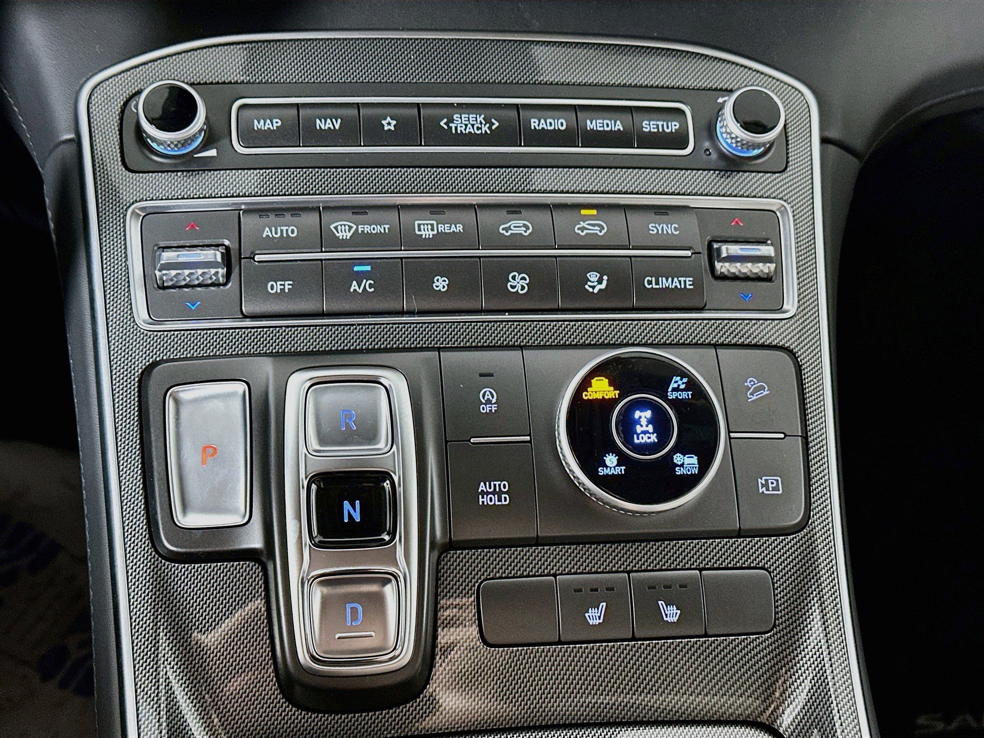 Certified 2023 Hyundai Santa Fe SEL w/ Premium Package AWD/4WD image 16