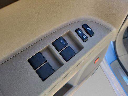 Used 2010 Toyota Highlander Limited image 13