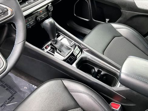 Used 2022 Jeep Compass Latitude image 16