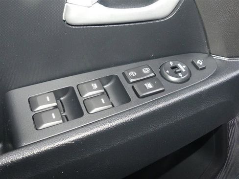 Used 2016 Kia Sportage SX FWD image 19