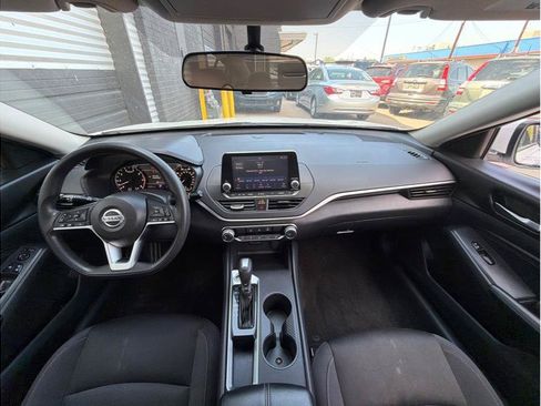 Used 2020 Nissan Altima 2.5 S FWD image 13