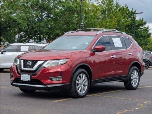 Used 2018 Nissan Rogue SV AWD/4WD image 47